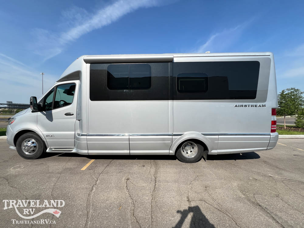 2025 AIRSTREAM ATLAS MURPHY SUITE E1 - Image 8