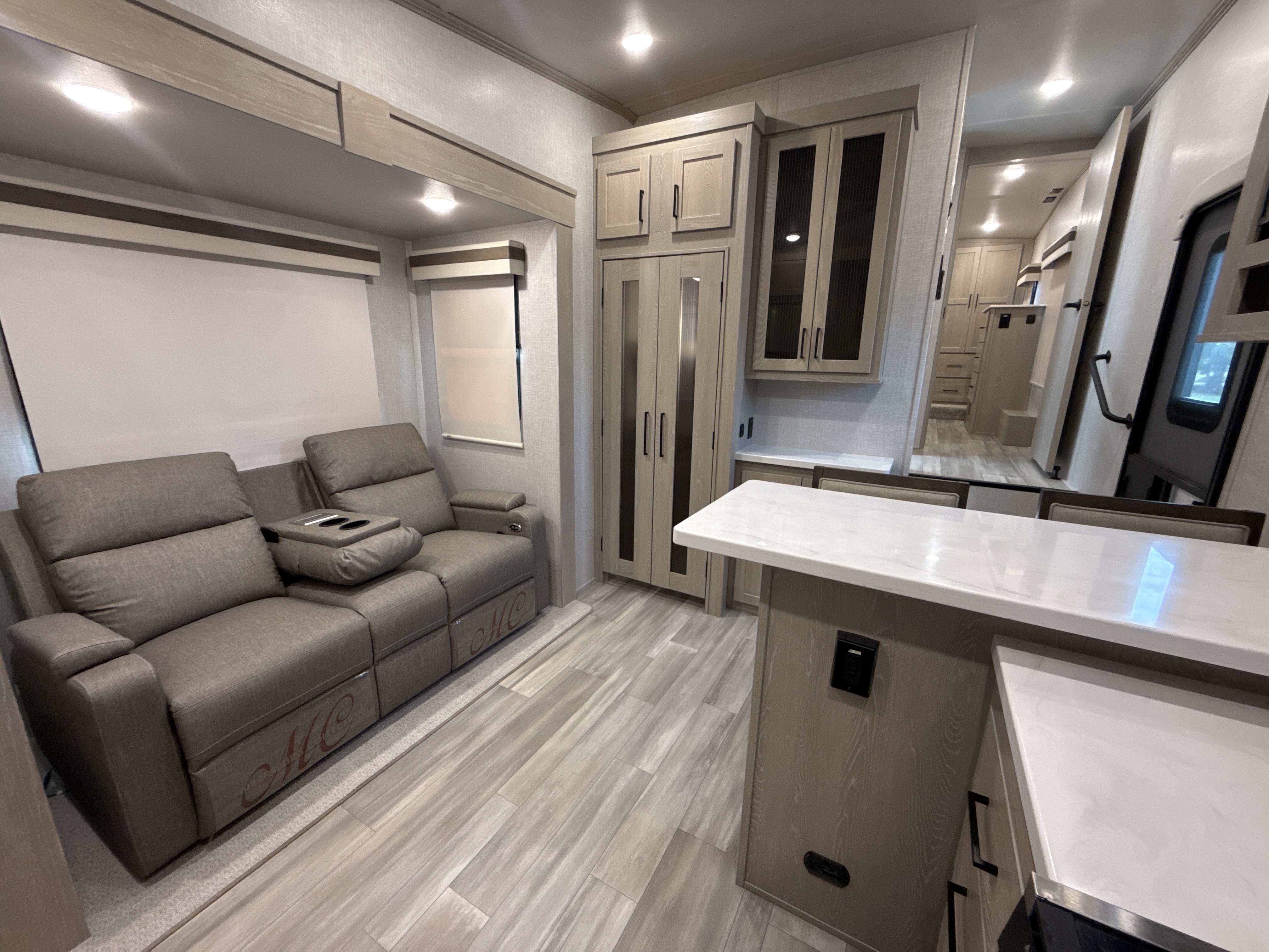 2023 Forest River Rockwood Signature 2442BS - Image 13