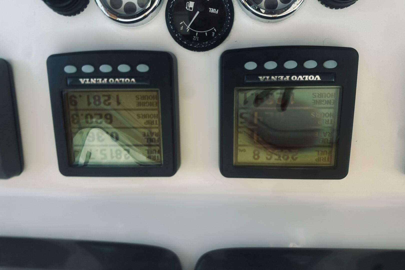 2007 Sabre 34 Express - Image 33