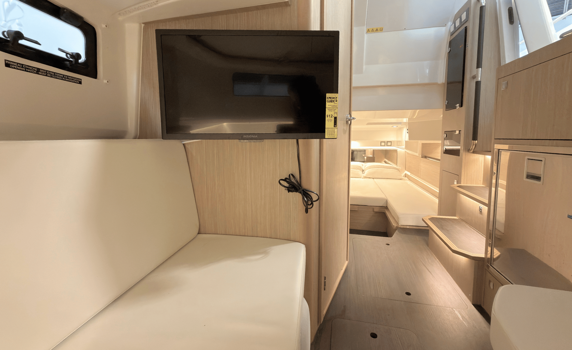 2024 JEANNEAU LEADER 10.5 CC - Image 16