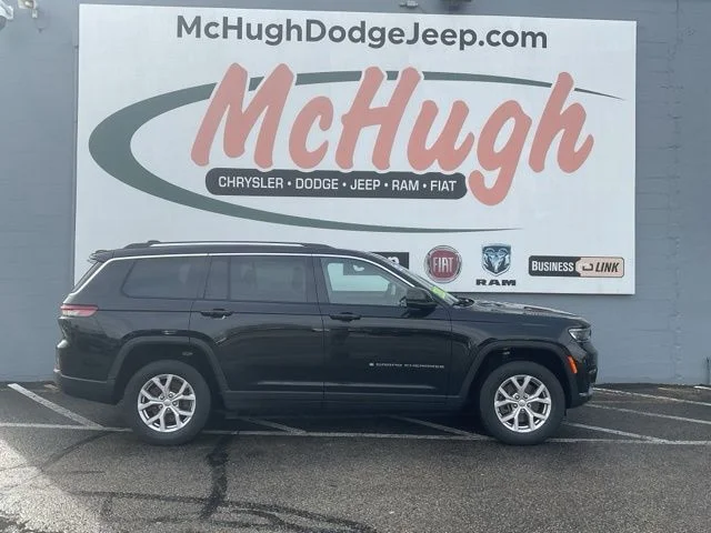 2022 Jeep Grand-Cherokee-L Laredo Altitude 4x4 - Image 4
