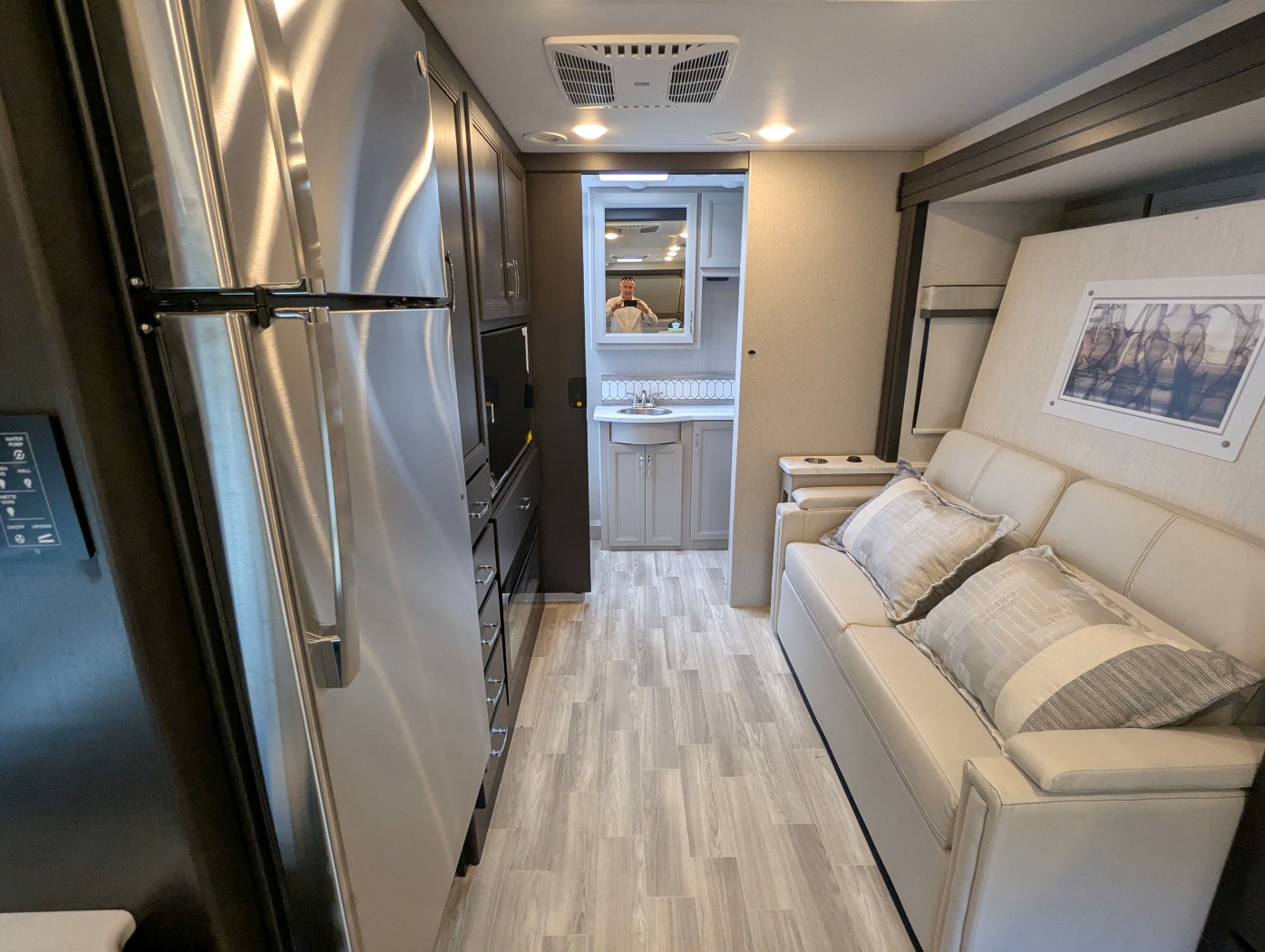 2026 Thor Motor Coach Omni Trail S29 - Image 20