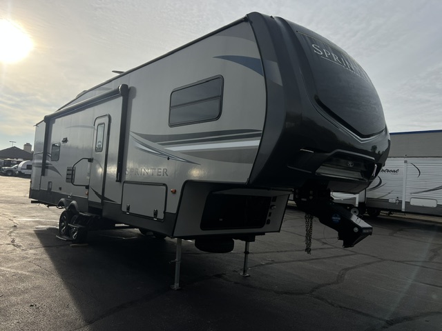 2020 Keystone Sprinter Campfire 29FWBH - Image 3