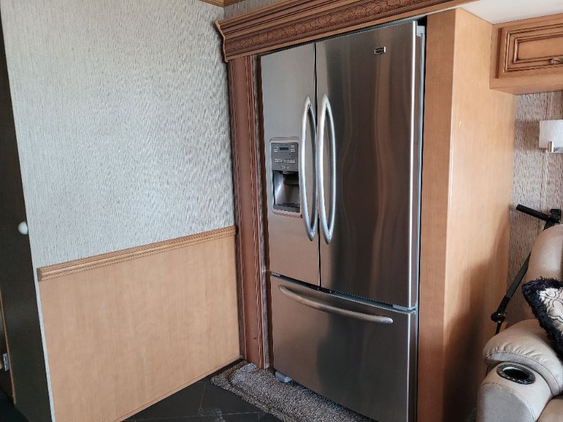 2015 Newmar Ventana LE 3849 - Image 11