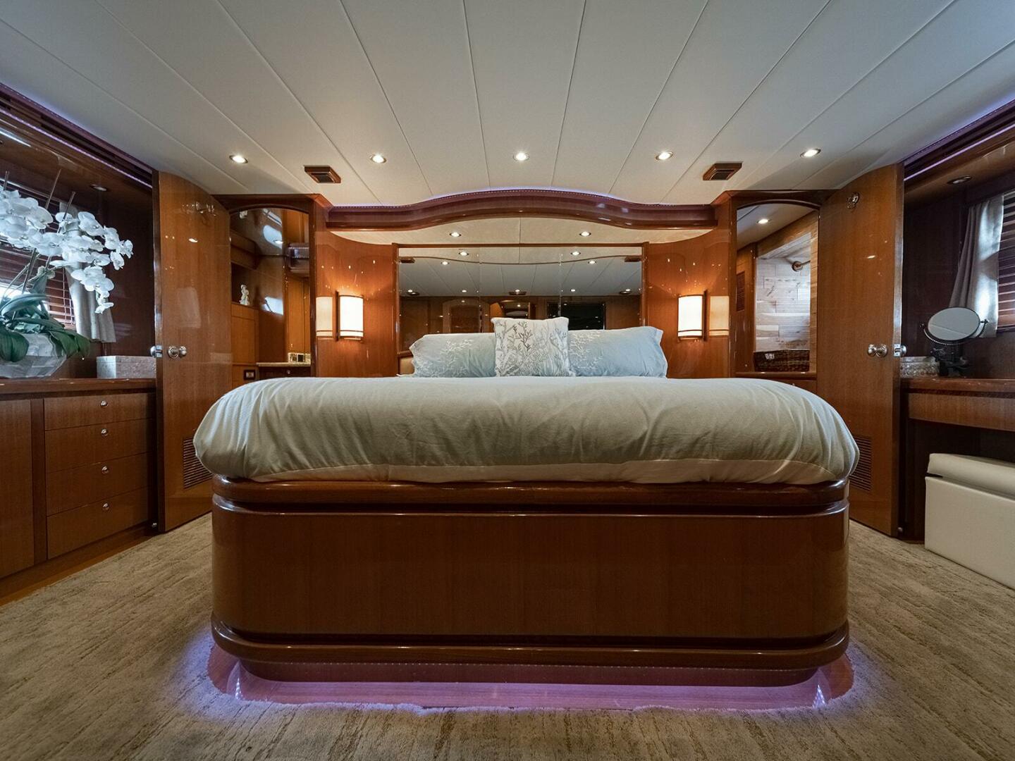 2013 Hampton 680 LRC - Image 18