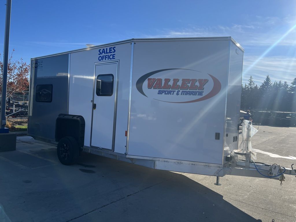 2023 Core Ice 8019ATX SALES DEMO - Image 2