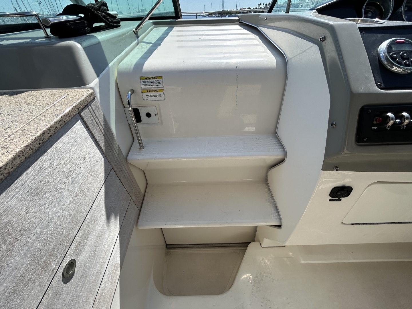 2014 Sea Ray - Image 83
