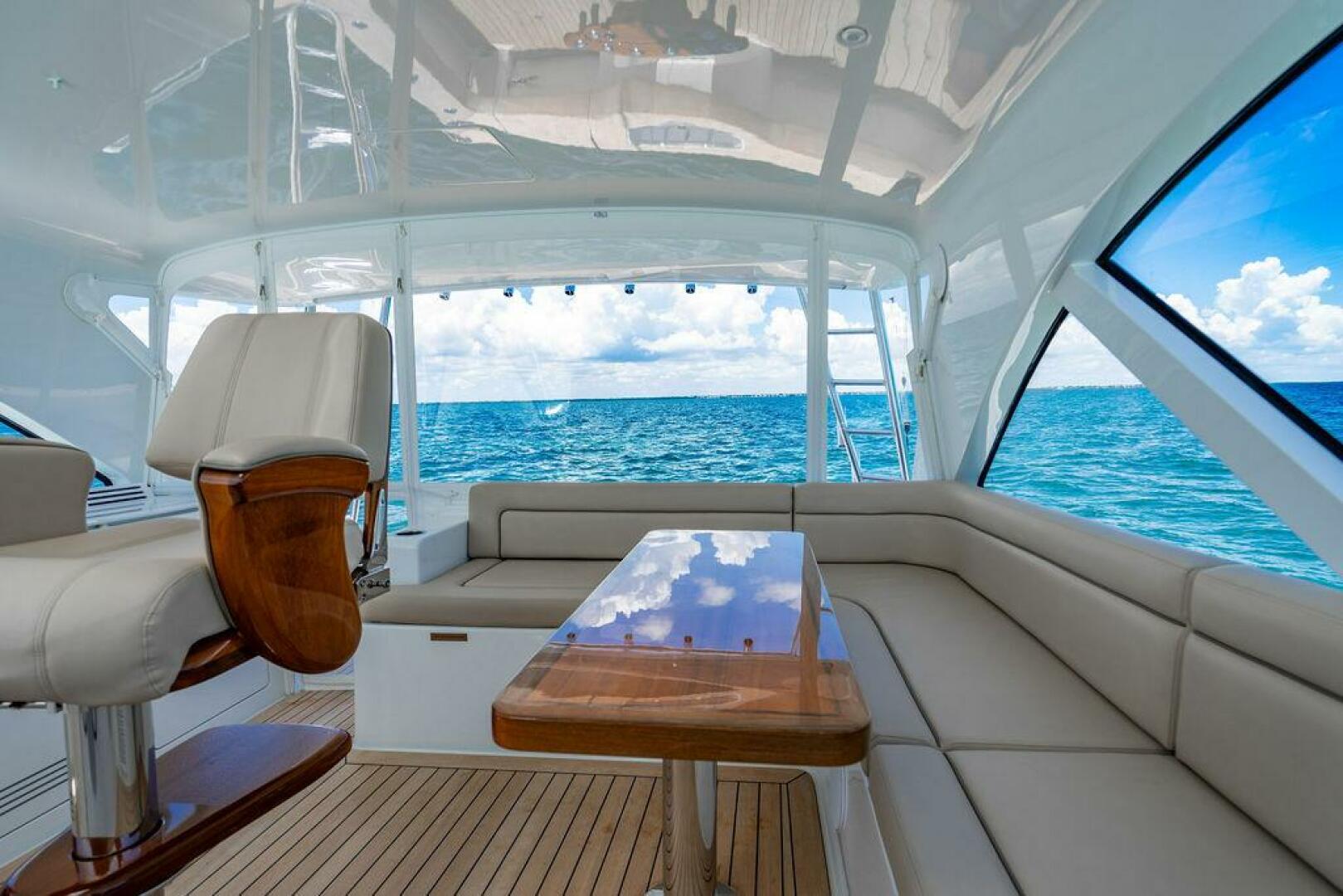 2023 Hatteras GT45X - Image 28
