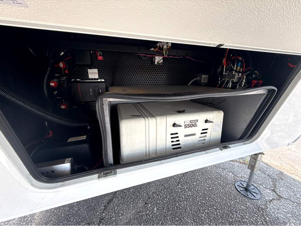 2024 BRINKLEY MODEL Z 2900 - Image 7
