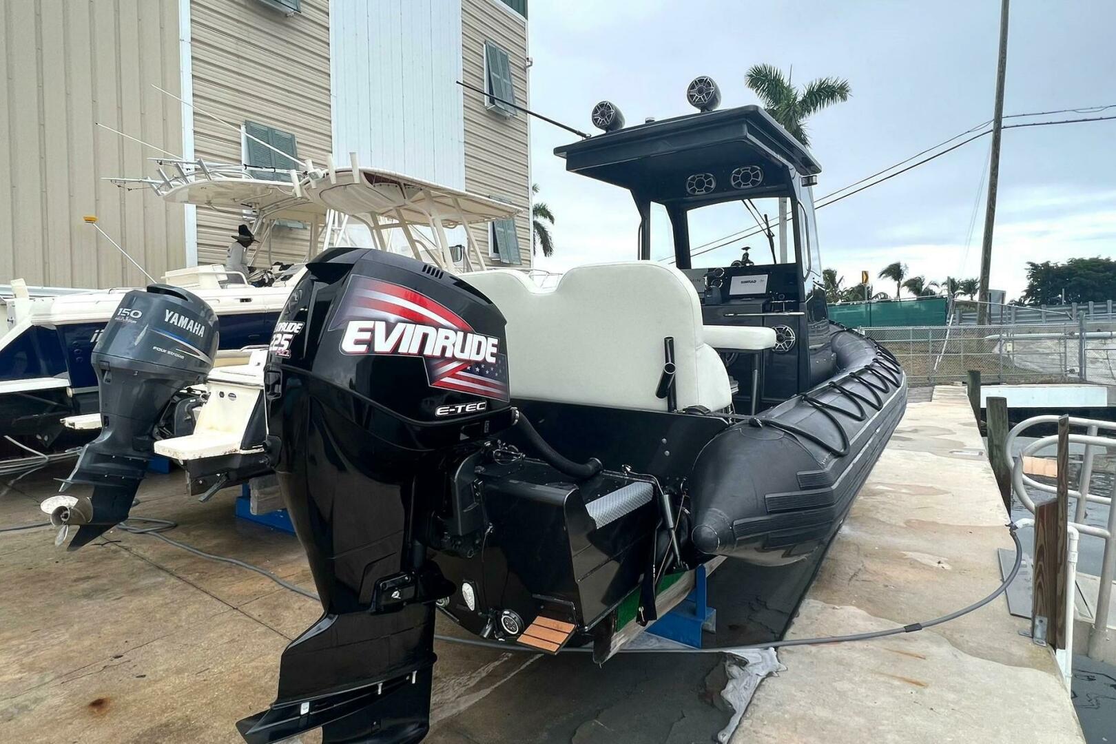 2014 Zodiac Milpro Hurricane Custom - Image 13