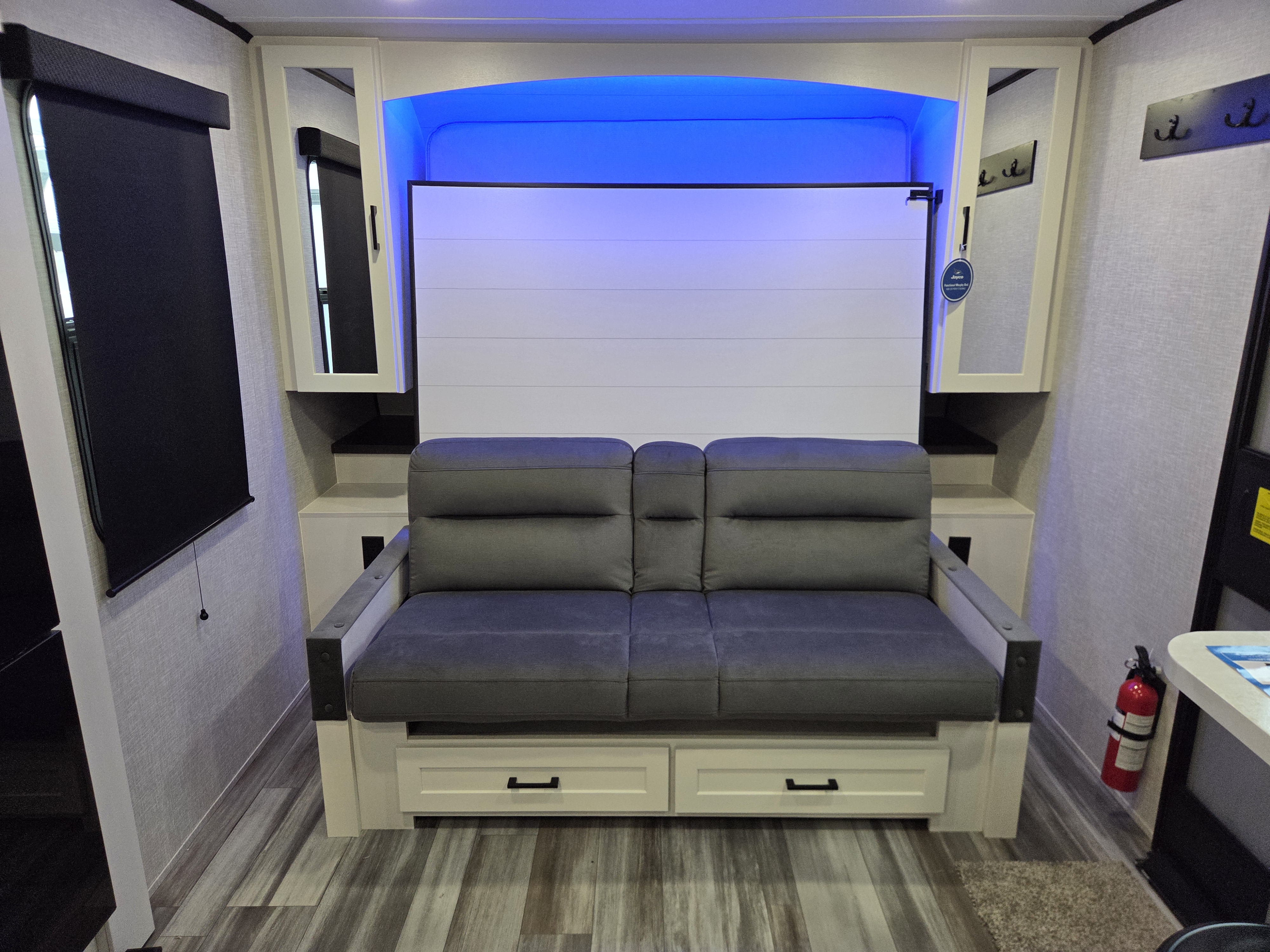 2025 Jayco Jay Feather Air 18MBH - Image 12
