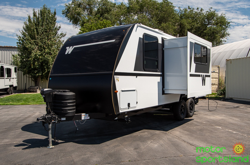 2027 Winnebago Micro Minnie 2200Fbh - Image 7