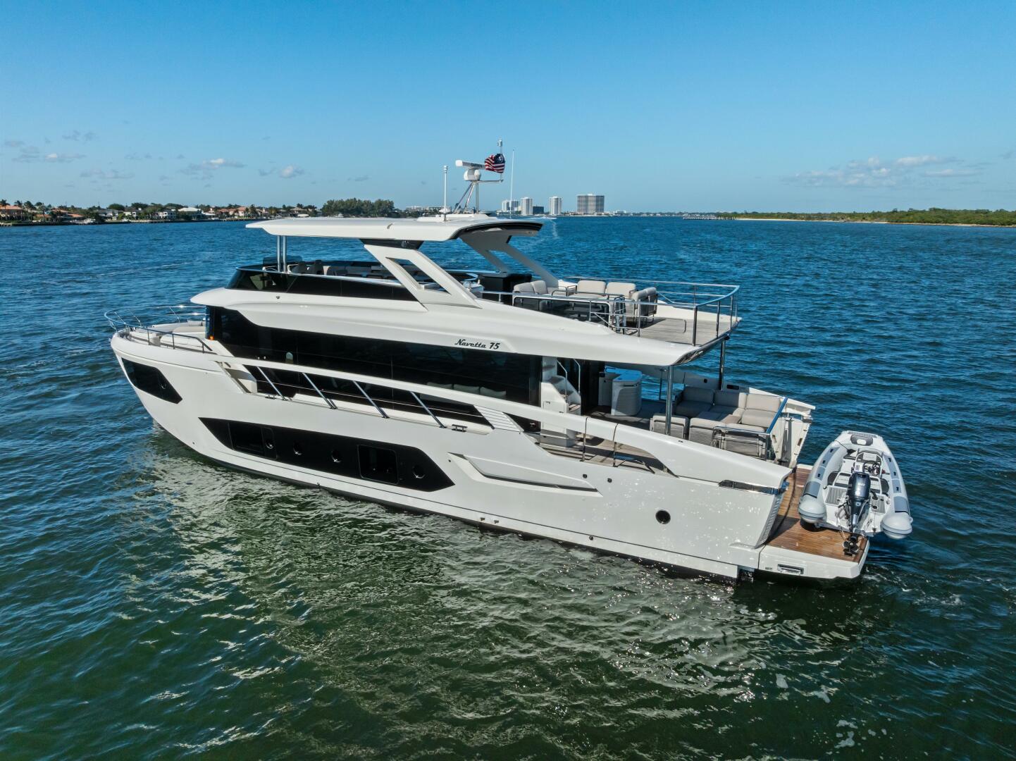 2025 Absolute 75 Navetta - Image 85