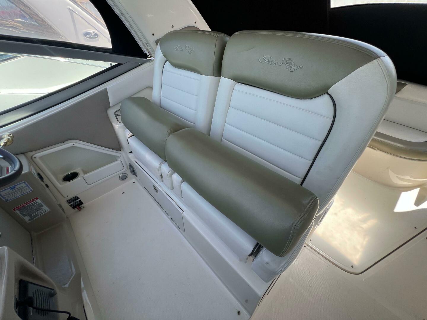2007 Sea Ray 310 Sundancer - Image 8