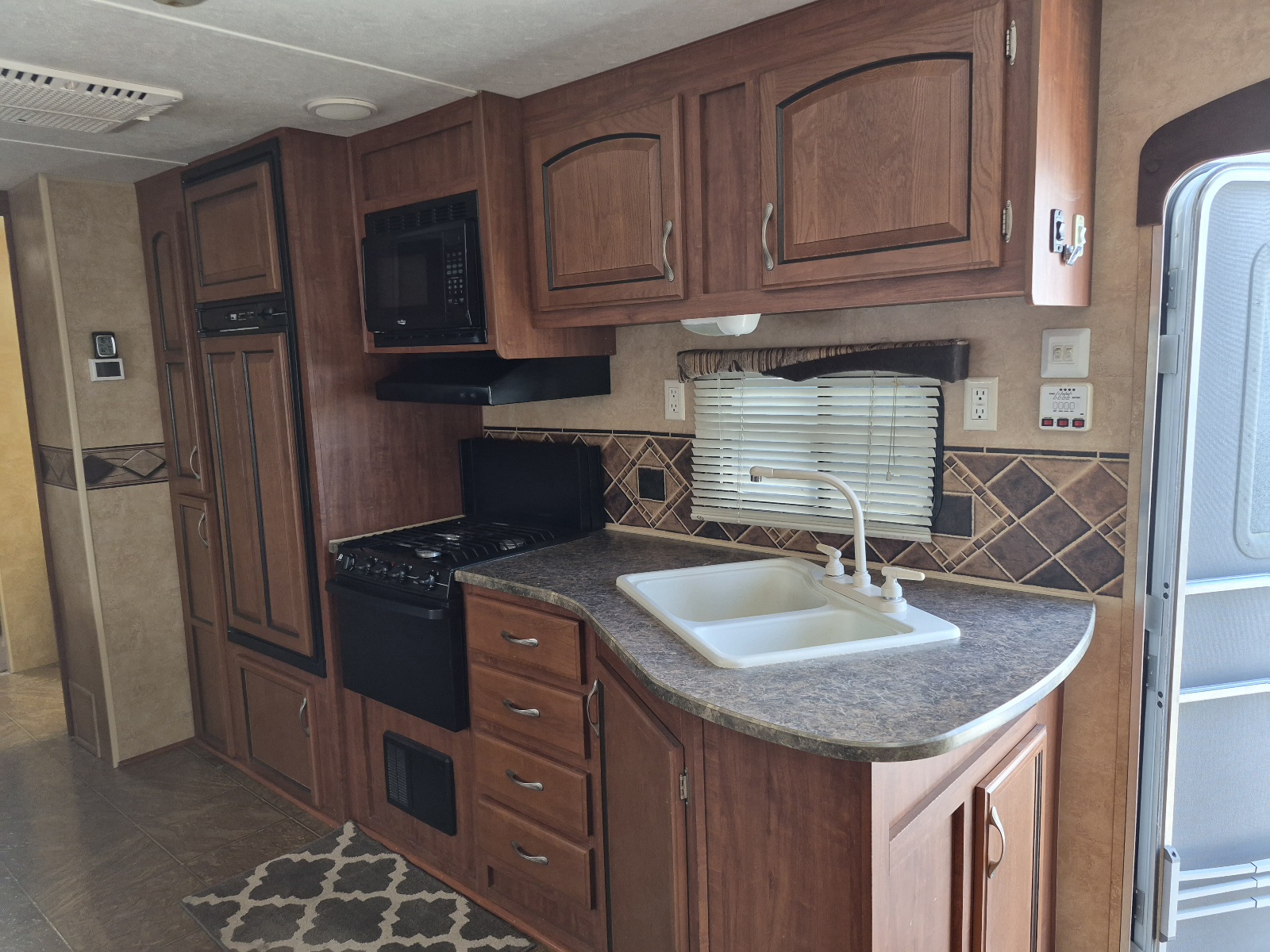 2011 Jayco Jay Flight G2 29 RLS - Image 26