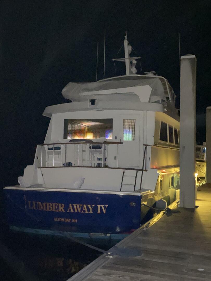 1994 Hatteras 70 Cockpit Motor Yacht - Image 4
