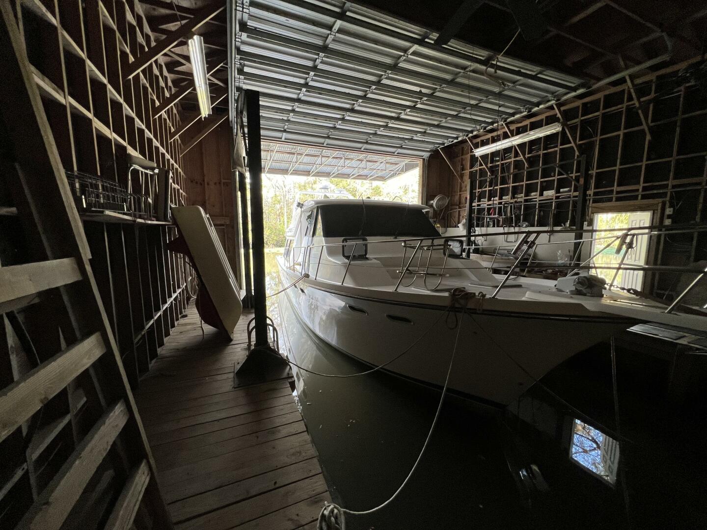 2000 Bayliner 4788 Pilot House Motoryacht - Image 46