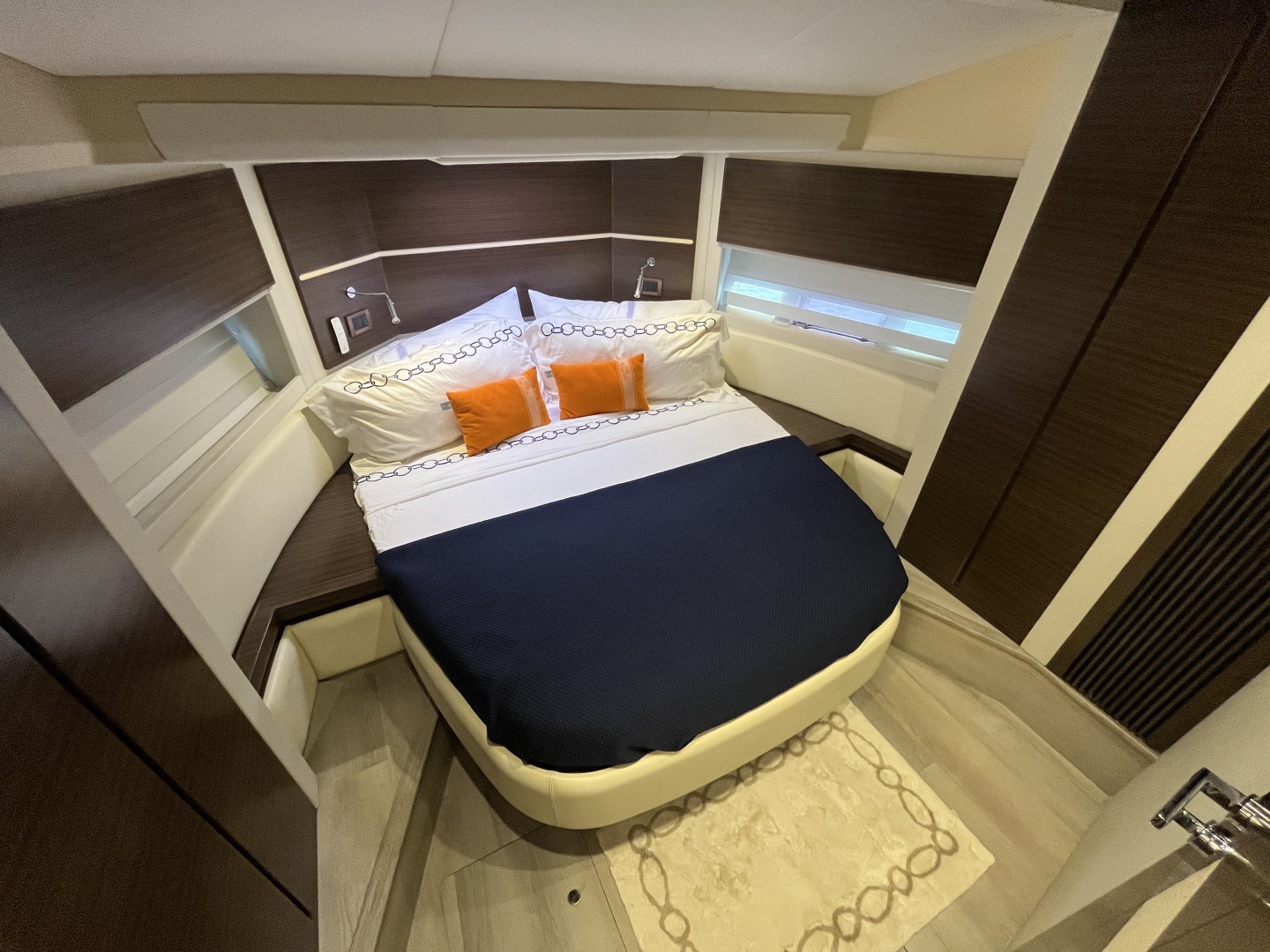 2015 Azimut 54 FLY - Image 15