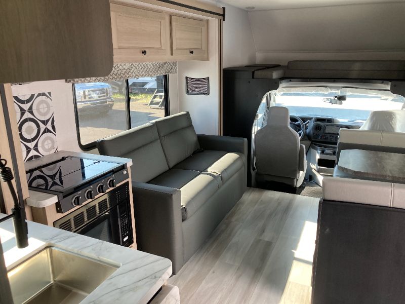 2026 Forest River Sunseeker LE 3250SLEF - Image 38