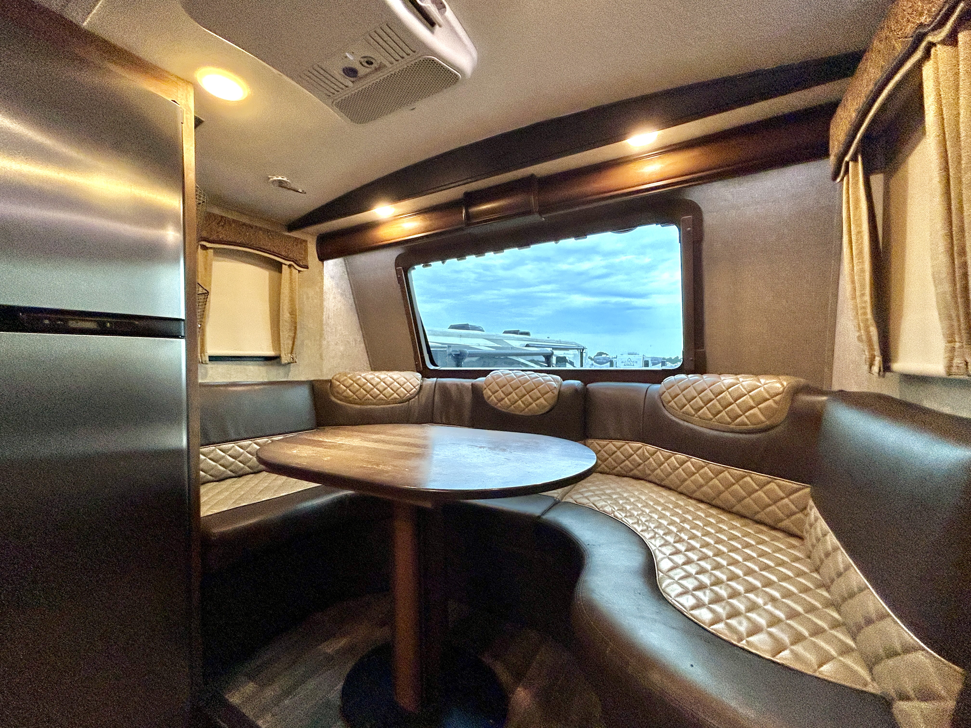 2017 Keystone Montana 3820FK - Image 16