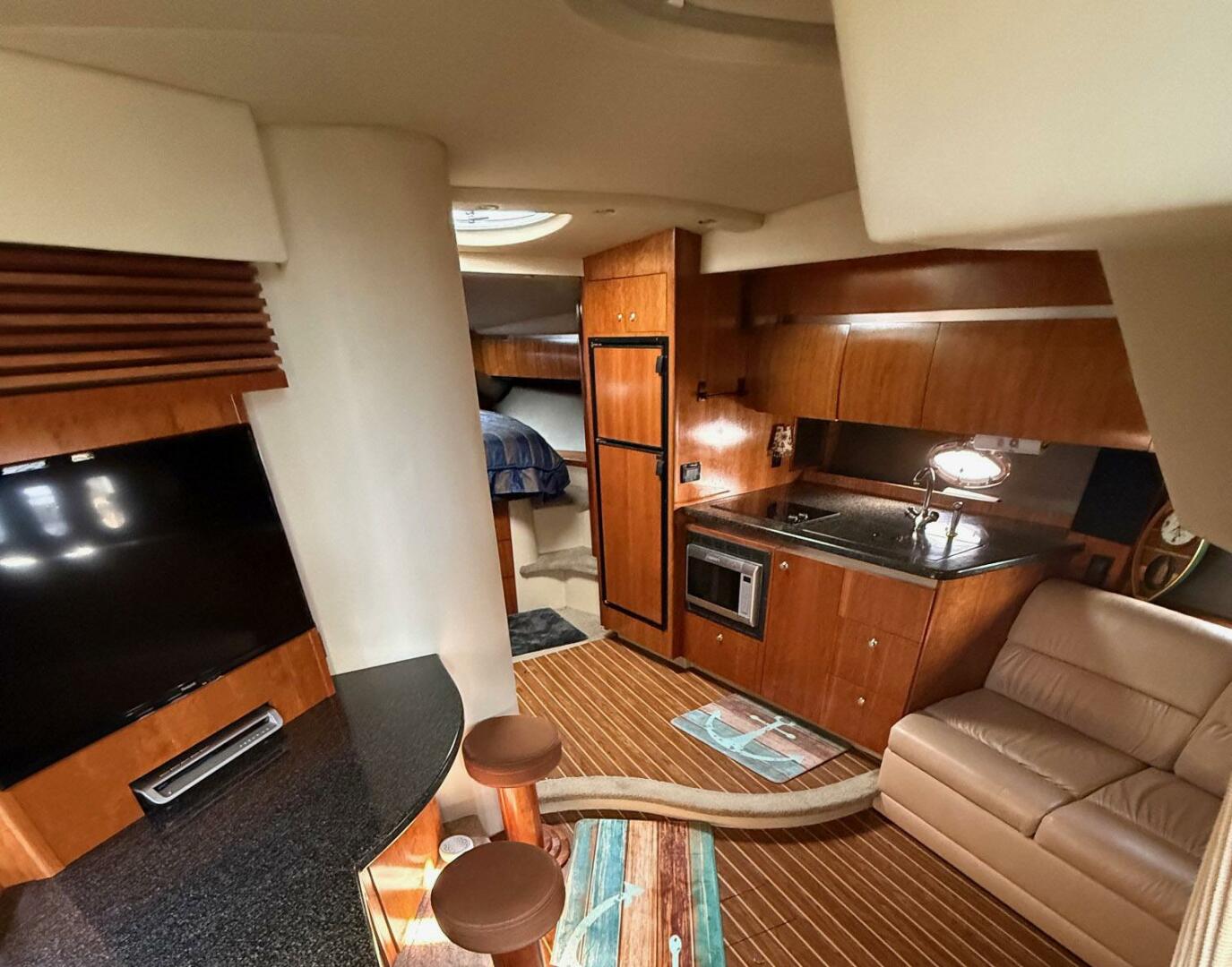 2006 Cruisers Yachts 420 Express - Image 16