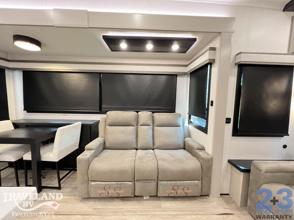 2027 Jayco North Point 310RLTS - Image 13