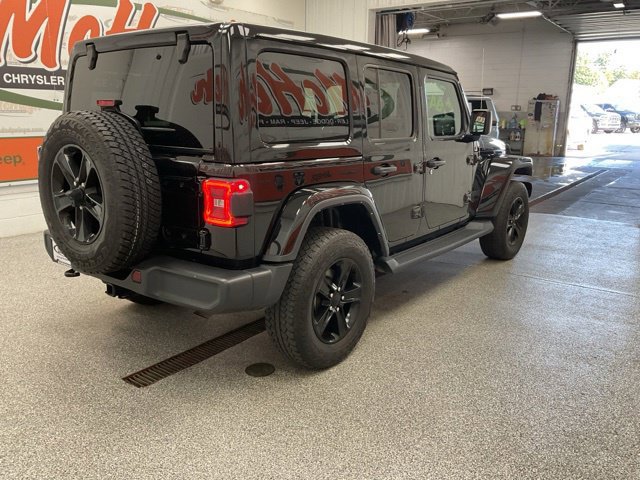 2022 Jeep Wrangler Unlimited Sahara Altitude - Image 5
