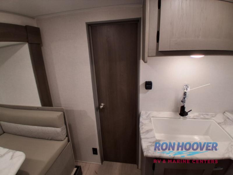 2025 COACHMEN 282DORM - Image 47
