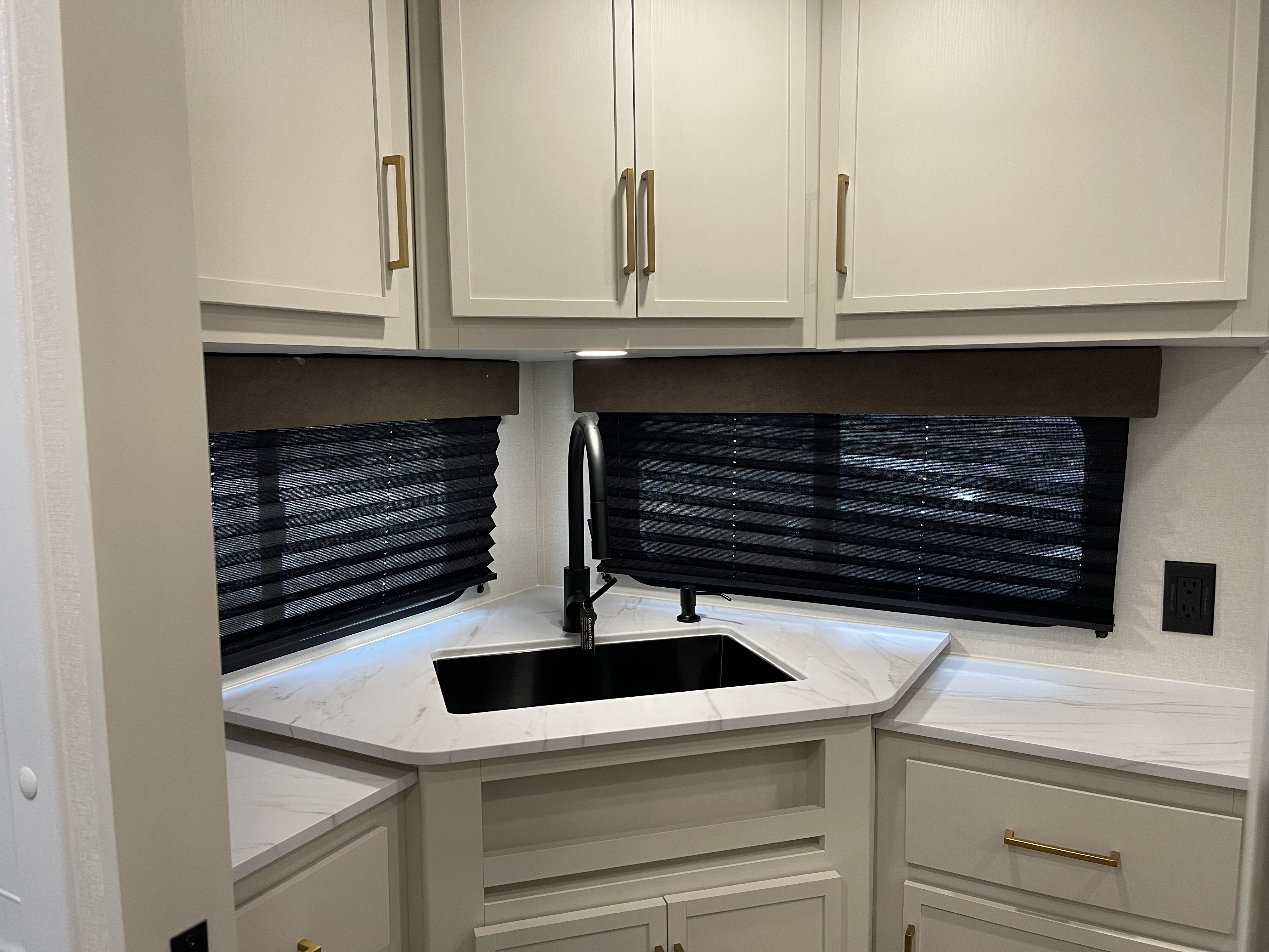 2027 Grand Design Transcend XPLOR 25MLX - Image 16