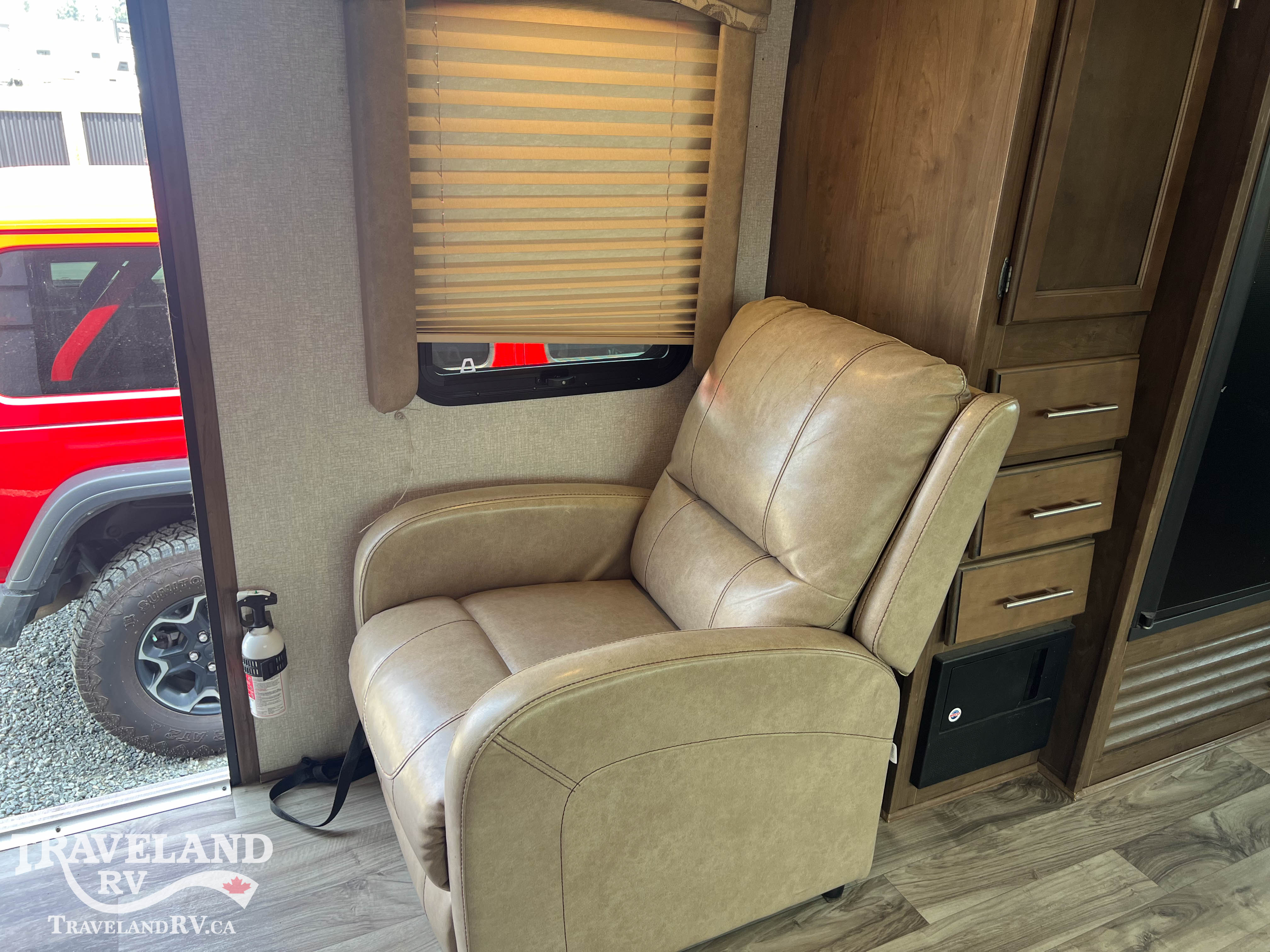 2018 Keystone Cougar Half-Ton West 279RKSWE - Image 19