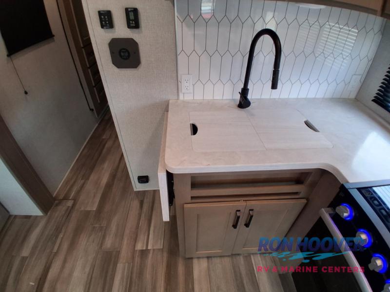 2023 GRAND DESIGN 296RDTS - Image 36