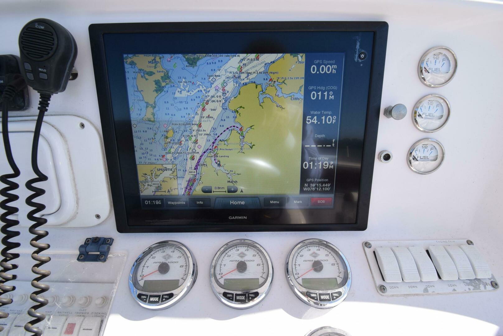 2005 Donzi 38 ZSF - Image 27