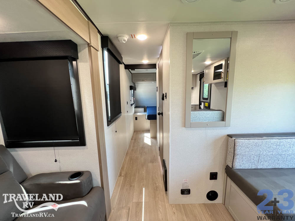 2027 Jayco Jay Feather 23RK - Image 21