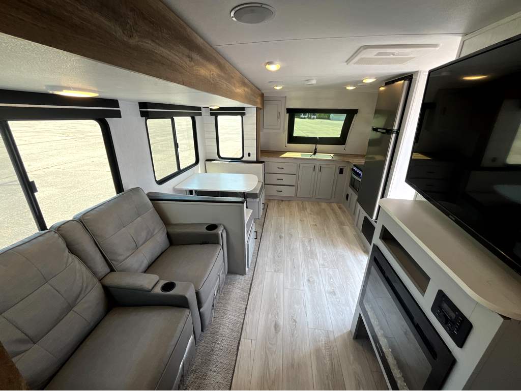 2022 Heartland North Trail Ultra-Lite NT 26FKDS - Image 13