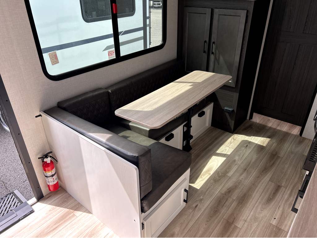 2026 VENTURE RV SPORTTREK STINGER 192VRB - Image 7