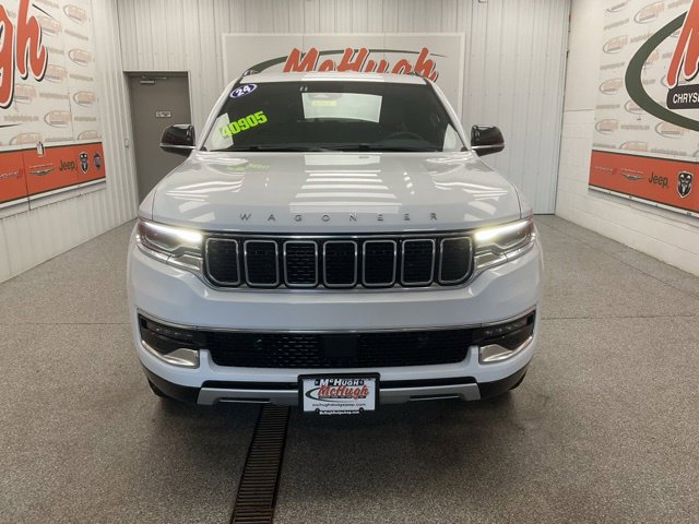 2024 Jeep Wagoneer Utility 4D Series III 4WD - Image 3