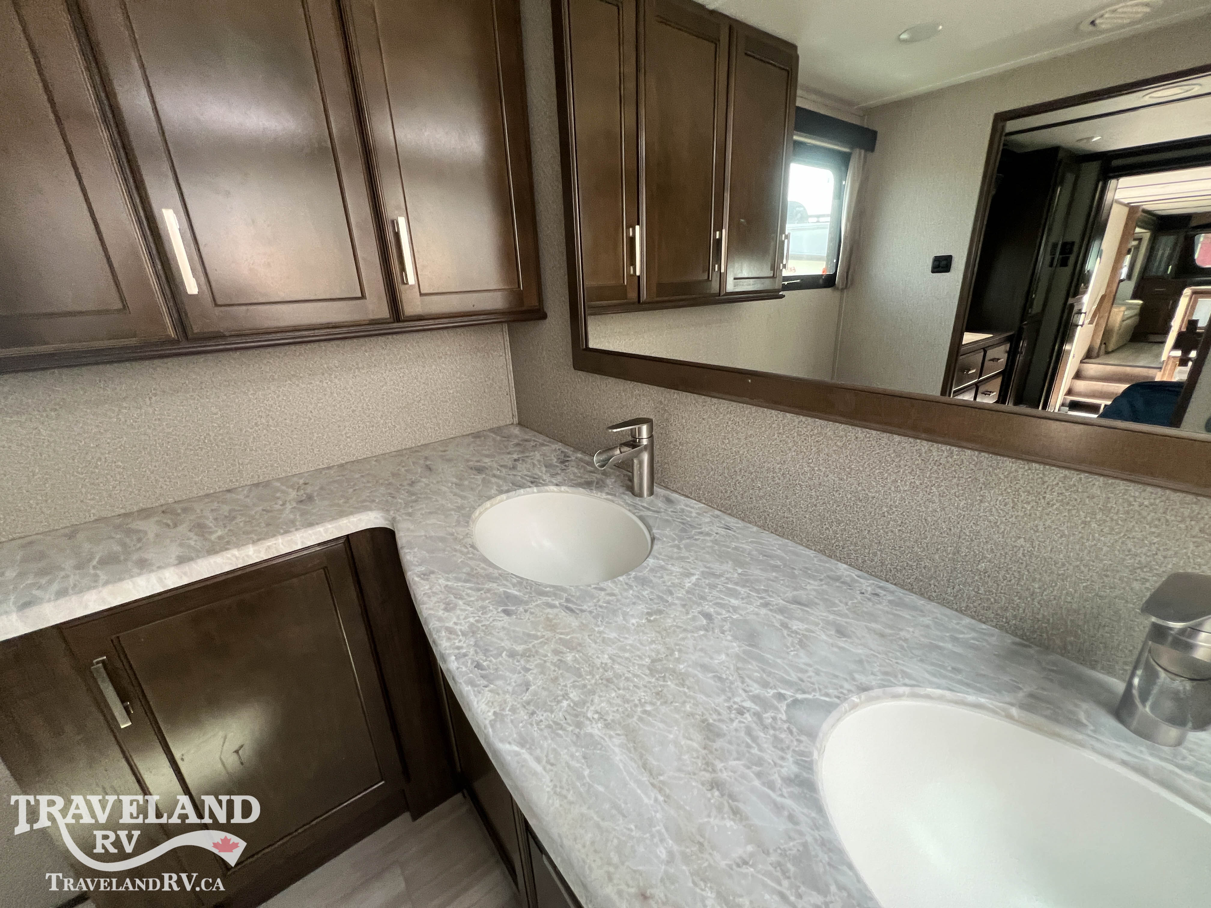 2021 Grand Design Solitude 380FL - Image 22