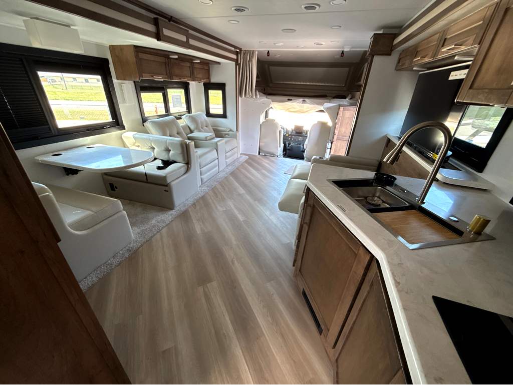 2026 ENTEGRA COACH ACCOLADE 37M - Image 35