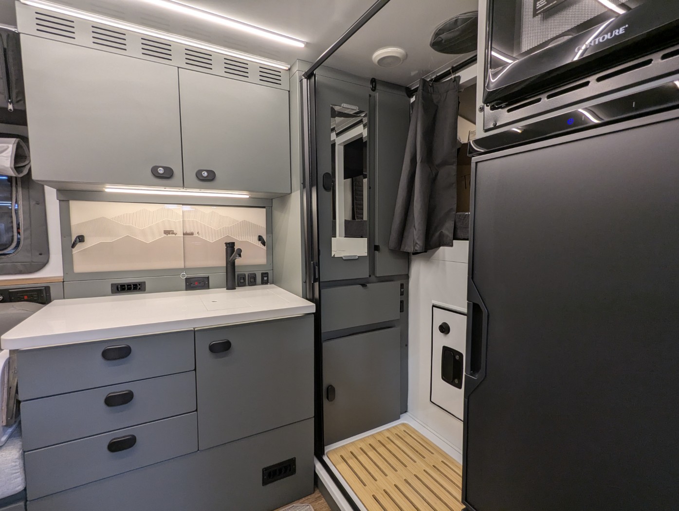 2027 Winnebago ARKA 20Z - Image 32