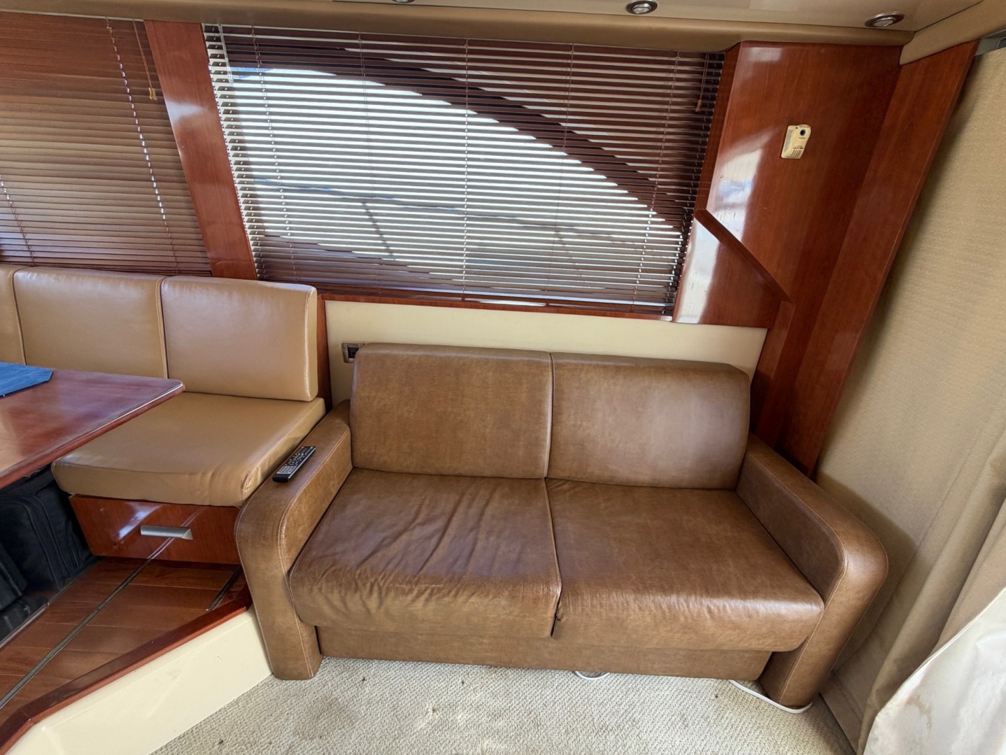 2007 Sea Ray Sedan Bridge - Image 22