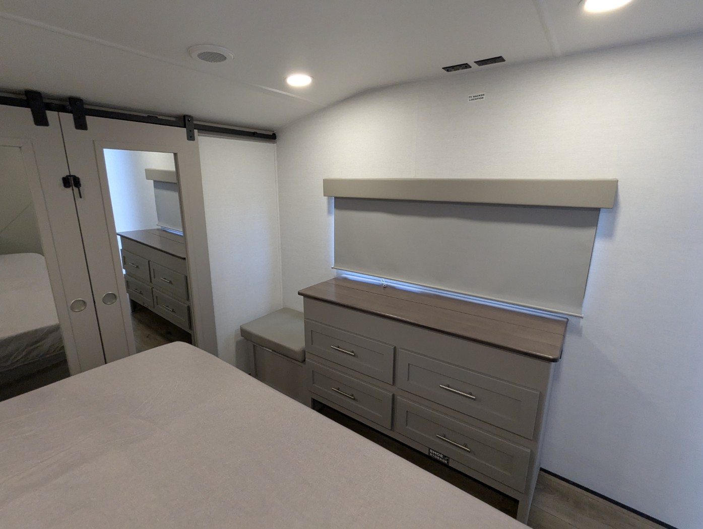 2026 Alliance RV Avenue 35RKS - Image 10