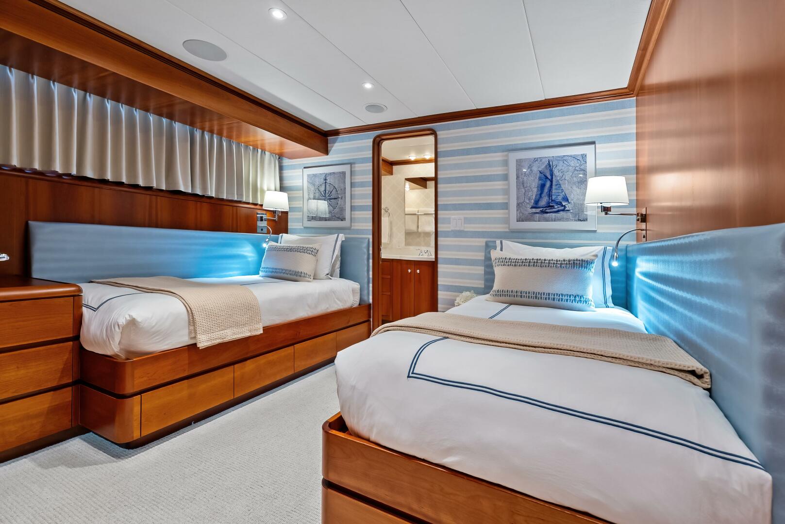 1998 Burger Raised Pilothouse - Image 28