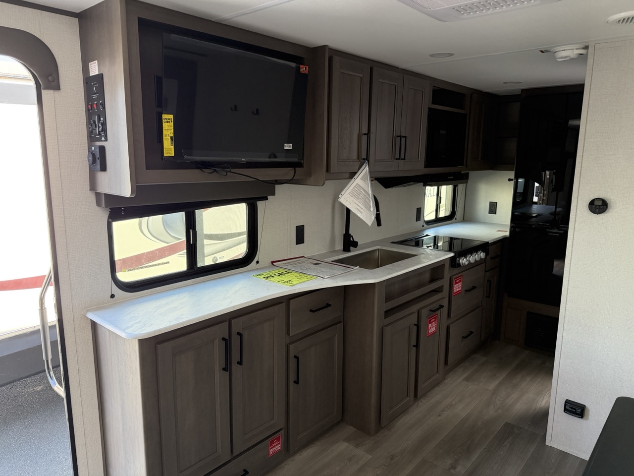 2026 Grand Design Transcend XPLOR 20MKX - Image 6