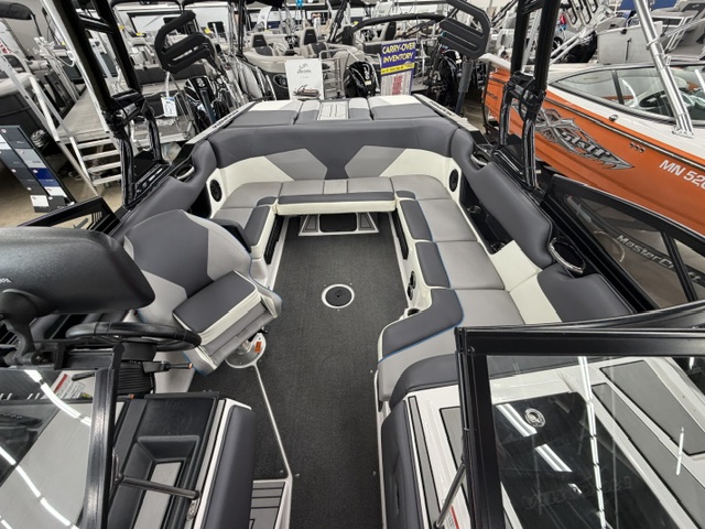 2020 MOOMBA HELIX - Image 13