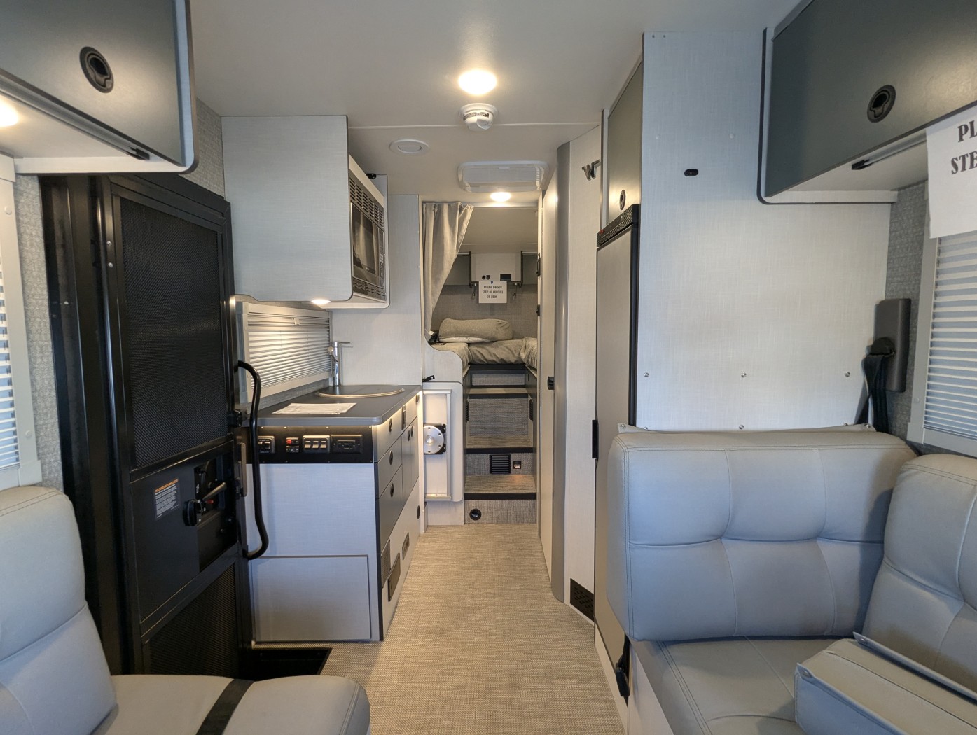 2026 Winnebago EKKO Sprinter 23B AWD - ATH Edition  - Image 17