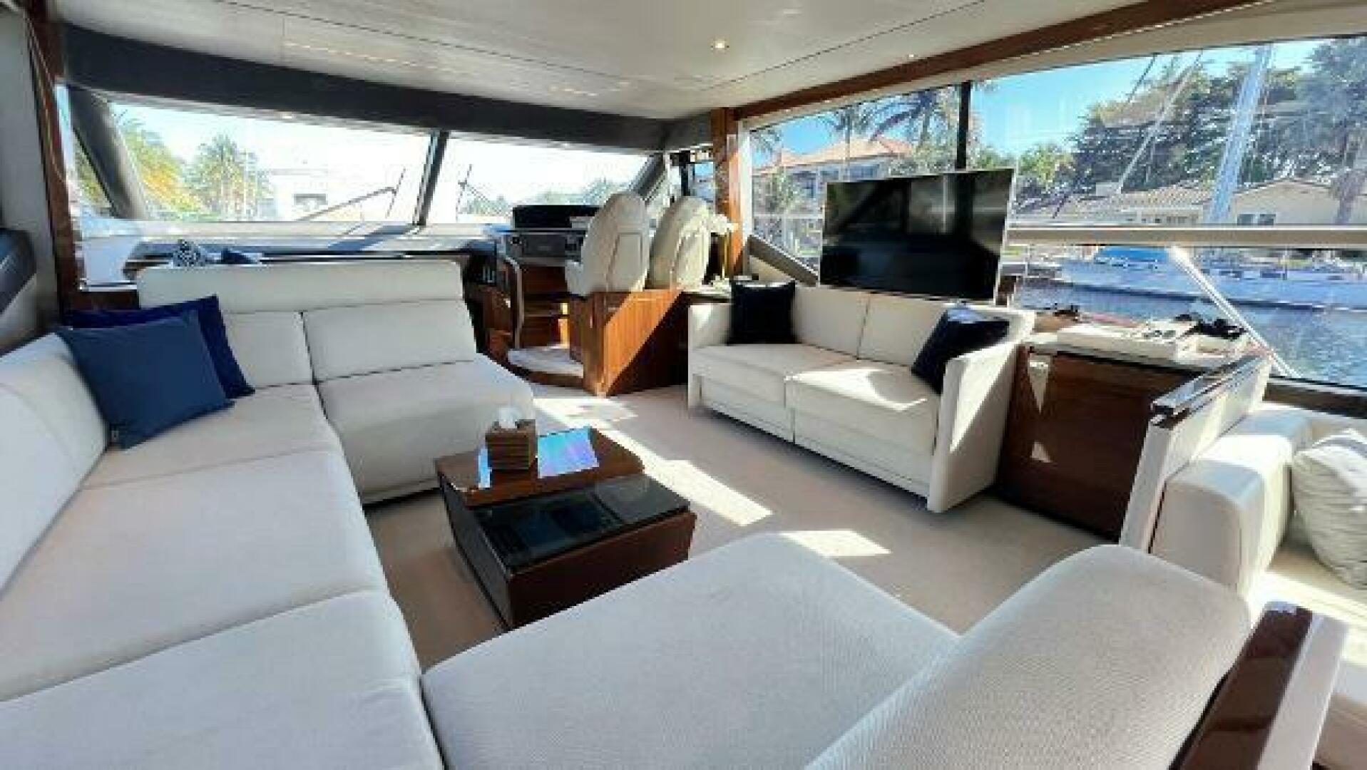 2019 Princess F62 - Image 13