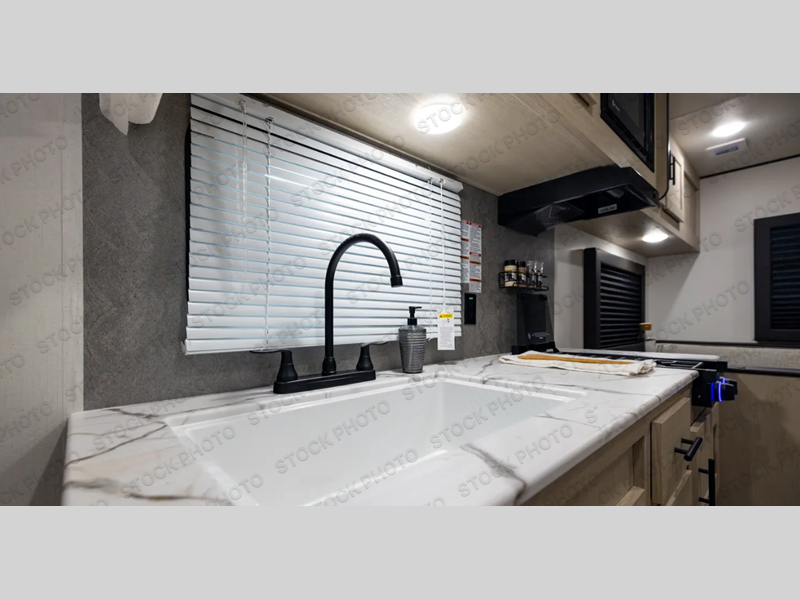 2026 FOREST RIVER SHASTA 521CK - Image 32