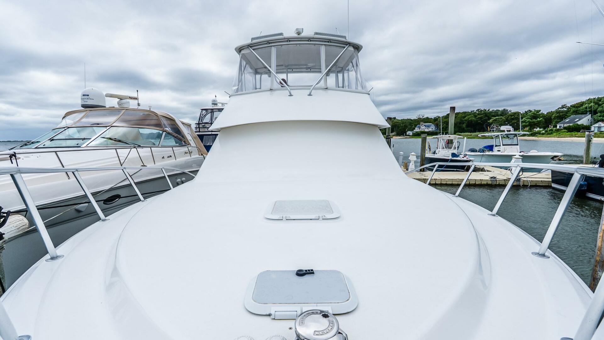 2003 Egg Harbor 42 Convertible - Image 25
