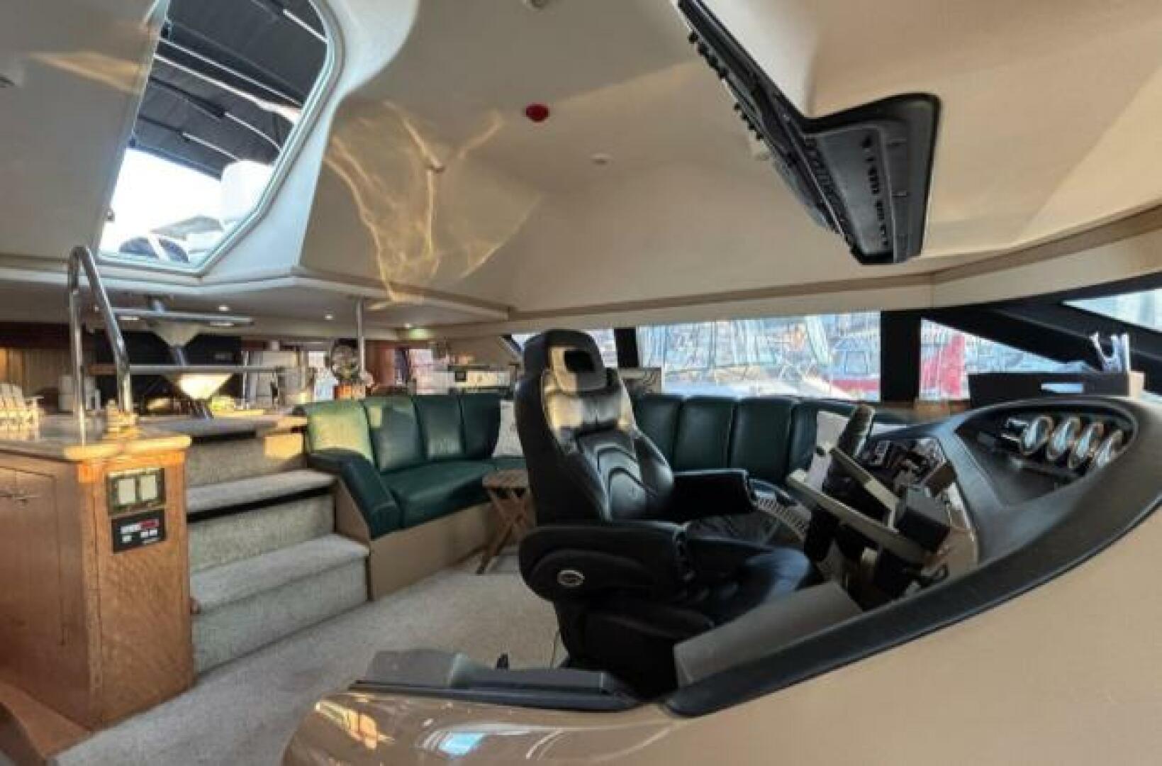 1998 Carver 530 Voyager - Image 39