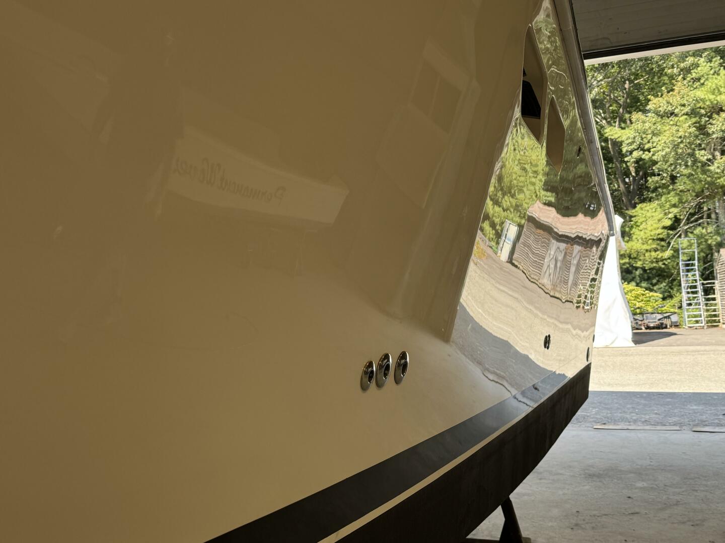 2011 Luhrs 30 Open - Image 10
